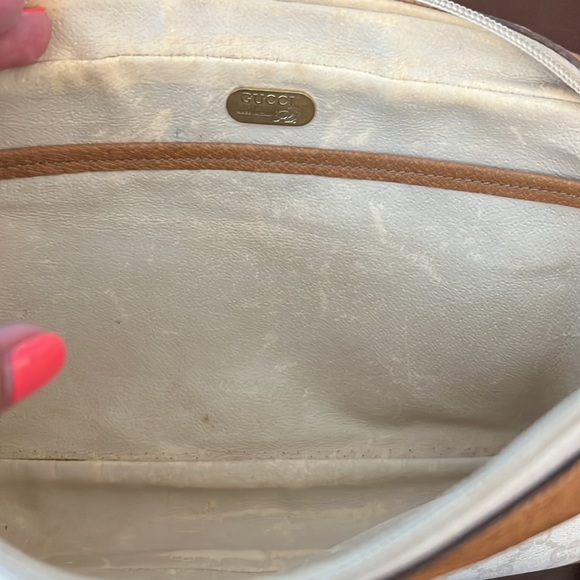 Gucci plus wristlet in creamy white - Picture 7 of 11